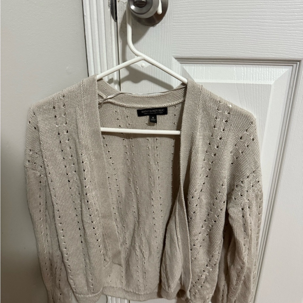 Banana Republic Women's Light Beige Knit Sweater - Picture 3 of 4